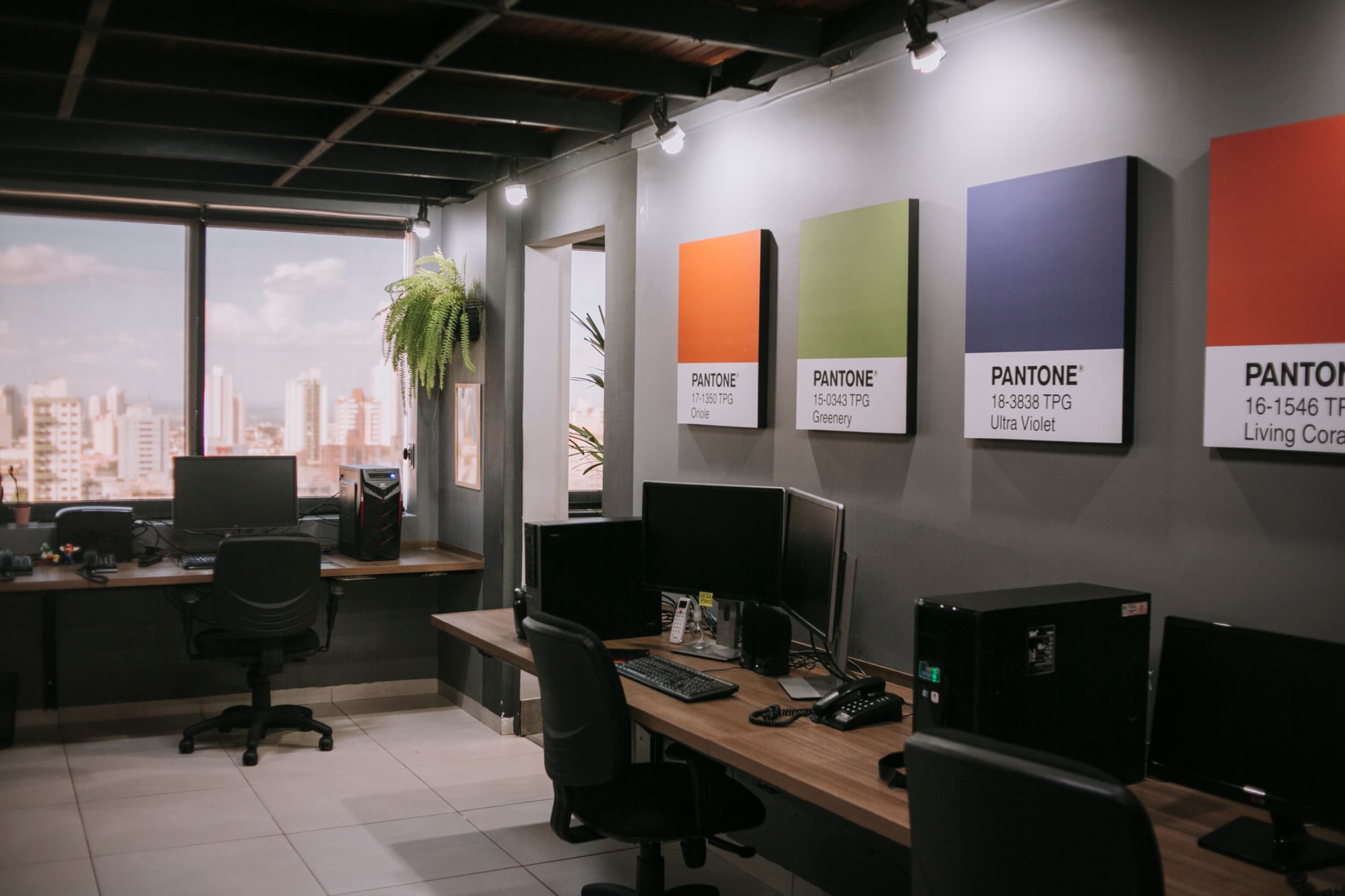 Capa de Guia Completo para Escolher a Melhor Agência de Publicidade em Manaus
